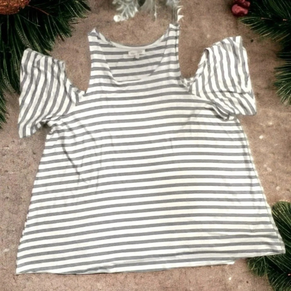 Red Camel Cold Shoulder Short Sleeve Blue and White Striped Top - Picture 1 of 9